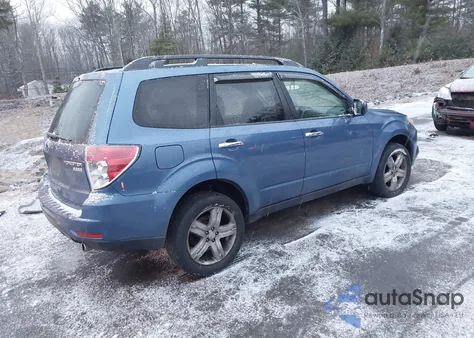 2010 Subaru Forester 2.5X Premium из США, поврежденный, VIN JF2SH6CC4AH769051